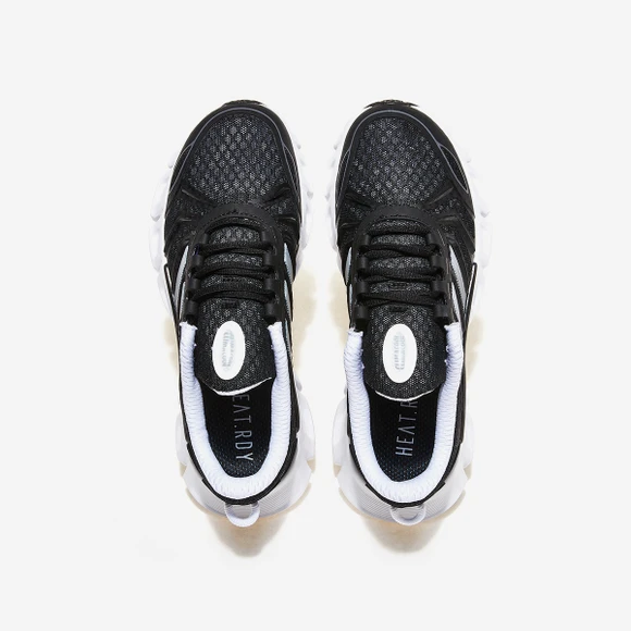 【Brilliant|包邮包税】阿迪达斯 CLIMACOOL  训练运动鞋 跑步鞋  GX5582 CBLACK/FTWWHT/CARBON 商品