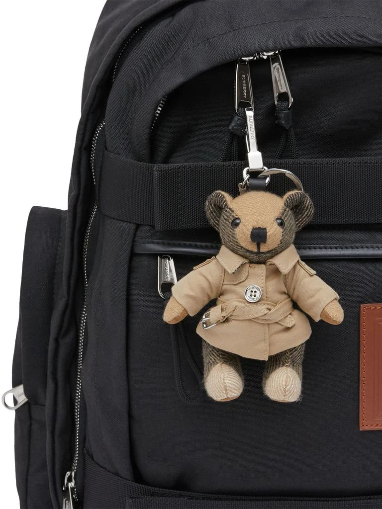 商品Burberry|Thomas Trench Teddy Charm,价格¥3058,第4张图片详细描述