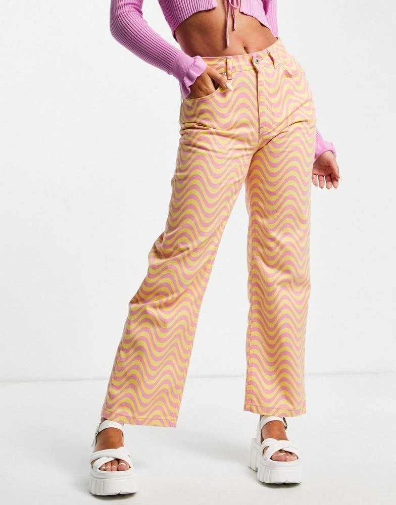 商品The Ragged Priest|The Ragged Priest dad jeans in wave print denim,价格¥315,第2张图片详细描述