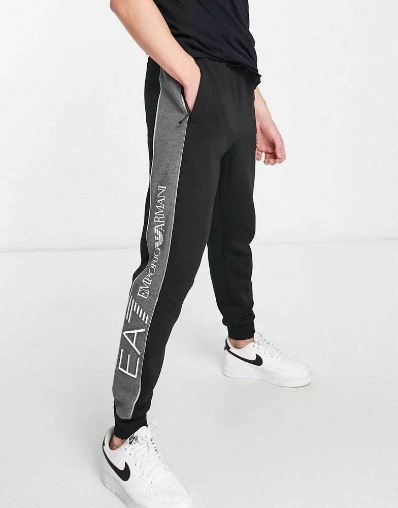 商品EA7|Armani EA7 side stripe track joggers in black,价格¥970,第1张图片