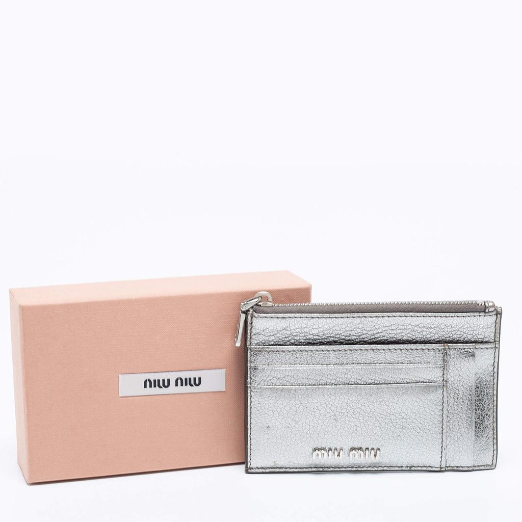 Miu Miu Metallic Silver Leather Zip Card Holder商品第7张图片规格展示