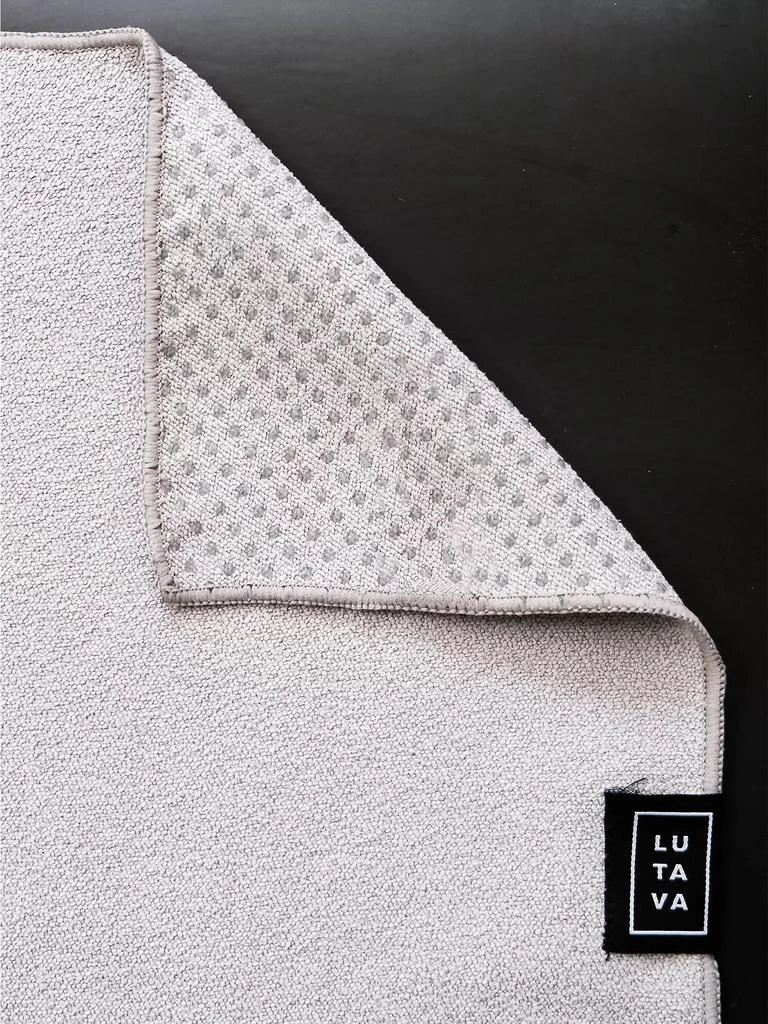 商品Lutava|The Mat Towel - Antimicrobial Fitness Towel With Silicone Dots,价格¥517,第2张图片详细描述