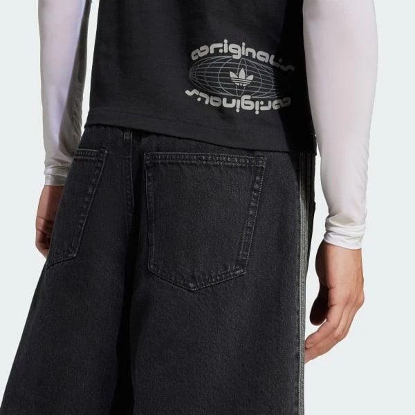 Adicolor Denim Firebird Shorts 商品