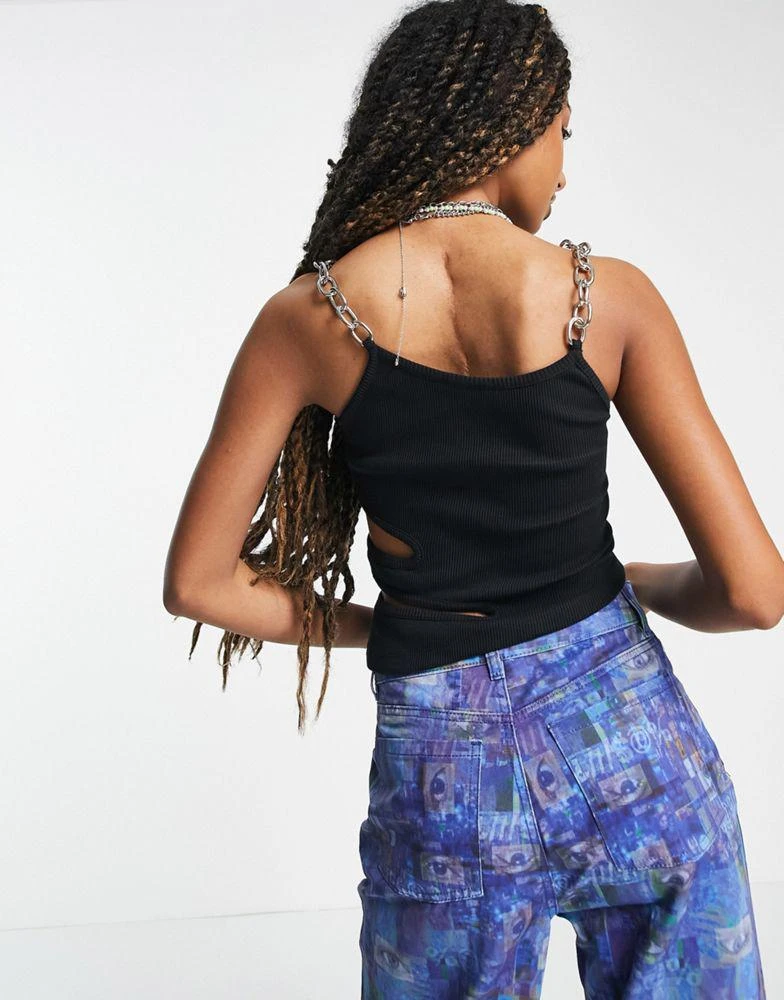 商品The Ragged Priest|The Ragged Priest grunge ribbed crop top with chain straps and cut out detail,价格¥242,第2张图片详细描述