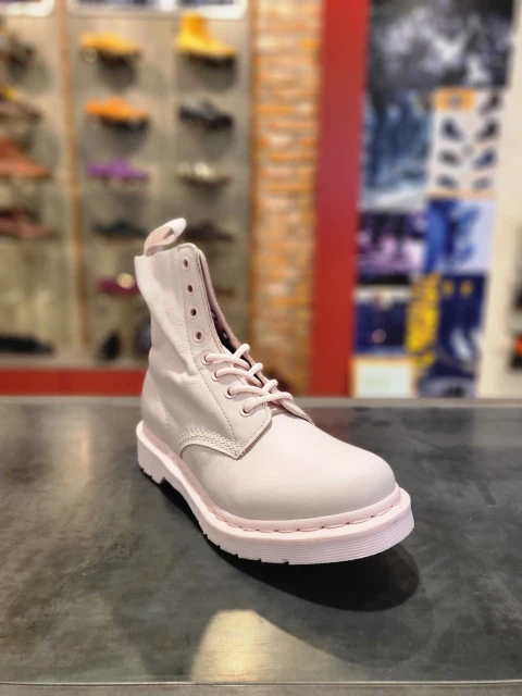 商品Dr. Martens|【Brilliant|包邮包税】马汀博士 马丁靴 1460 Pascal Chalk Pink Virginia 27215279,价格¥960,第1张图片