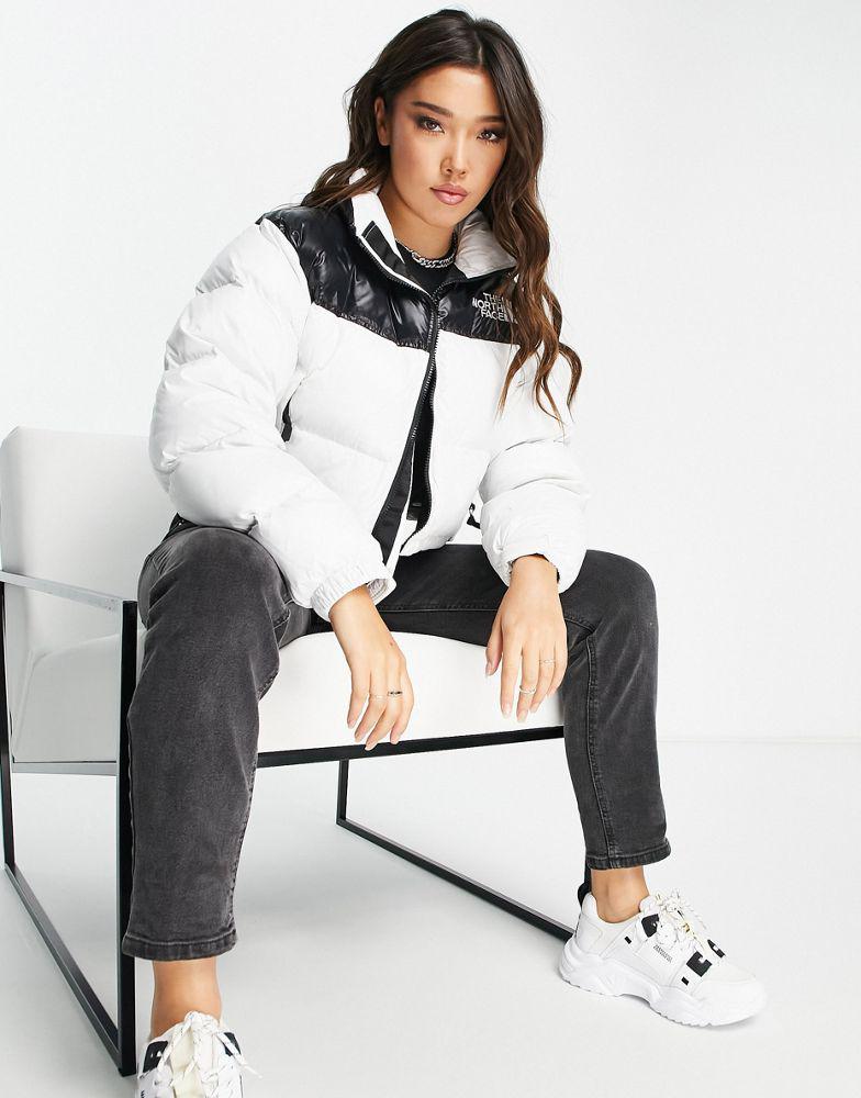 The North Face Nuptse cropped jacket in white商品第4张图片规格展示