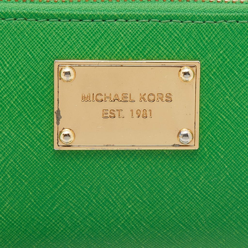 Michael Kors Green Leather Jet Set Zip Around Wristlet Wallet商品第5张图片规格展示