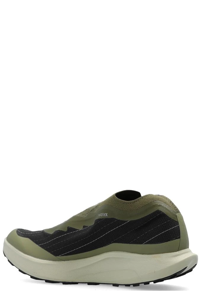 商品Salomon|Salomon Pulsar Reflective Advanced Slip-On Sneakers,价格¥712,第3张图片详细描述