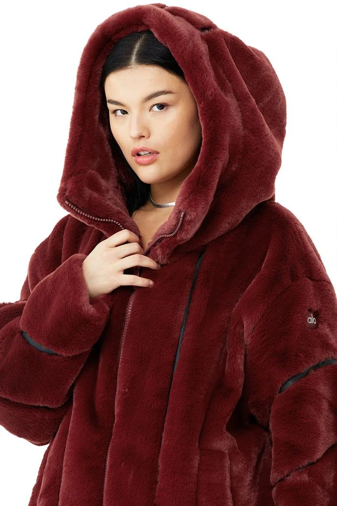 Knock Out Faux Fur Jacket - Cranberry 商品