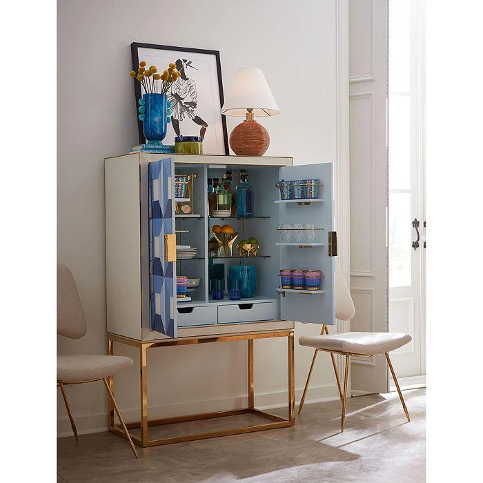 Sorrento Bar Cabinet 商品