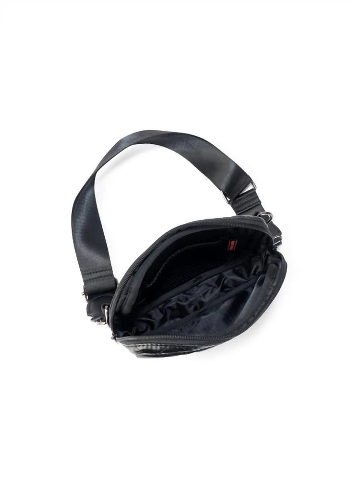 商品HAUTE SHORE|Women's Amy Belt Bag In Black,价格¥376,第3张图片详细描述