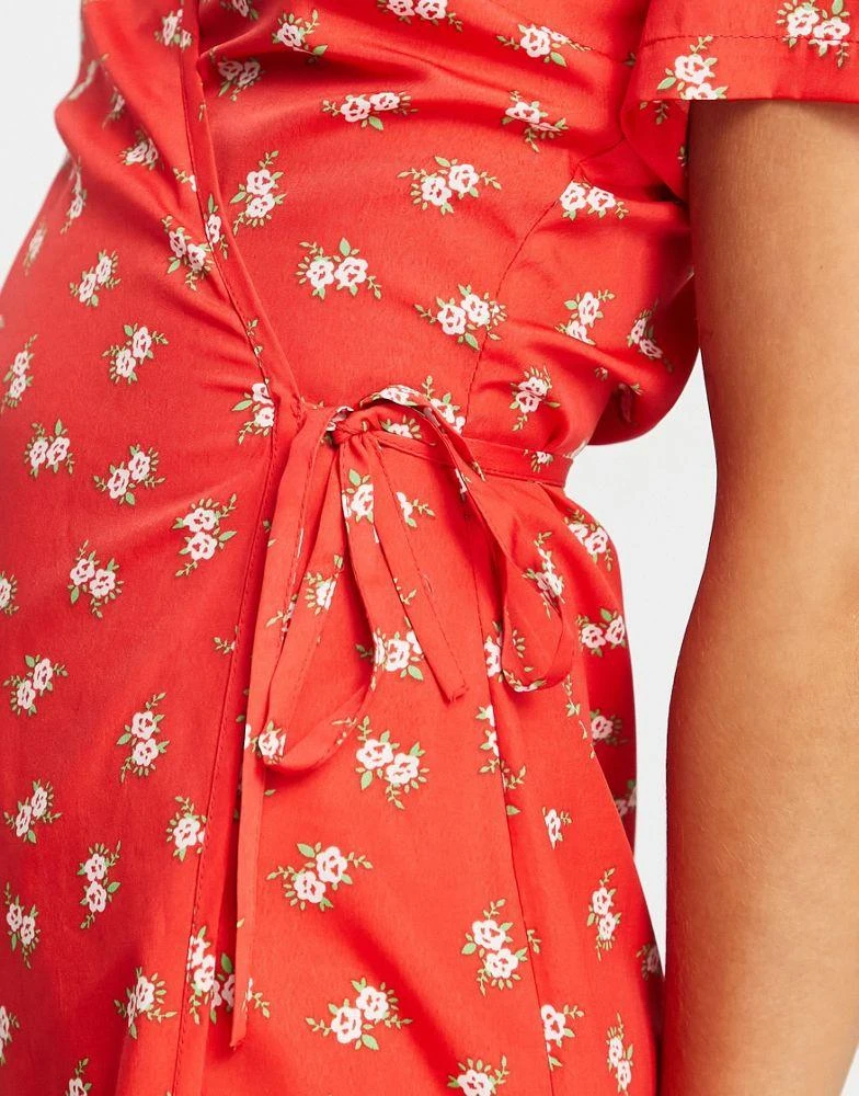 商品Daisy Street|Daisy Street wrap front short sleeve mini dress in red ditsy,价格¥162,第4张图片详细描述