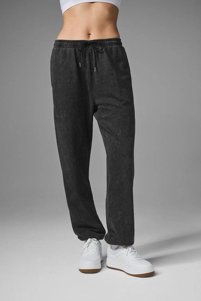 商品Alo|Chill Vintage Wash Sweatpant - Black Wash,价格¥895,第2张图片详细描述