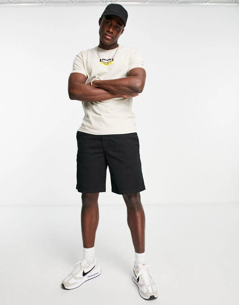 商品Barbour|Barbour International logo t-shirt in beige,价格¥231,第3张图片详细描述