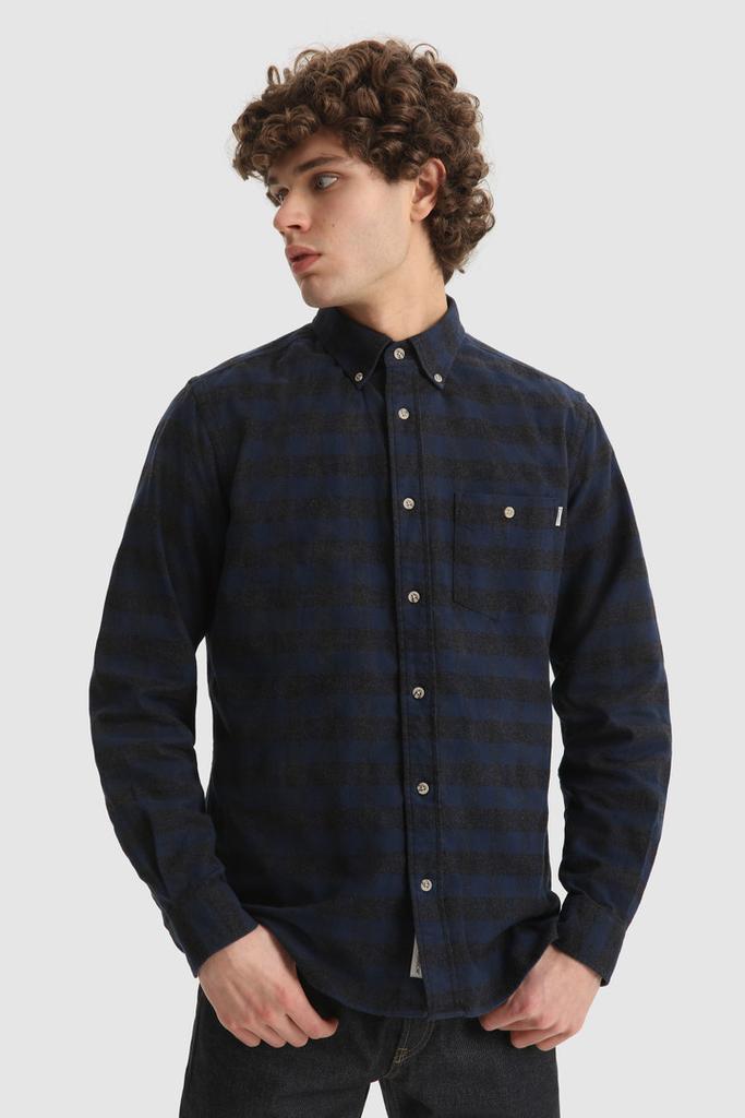 Traditional Cotton Flannel Shirt商品第1张图片规格展示