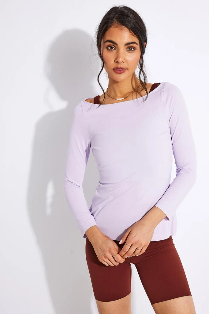 商品NIKE|Yoga Luxe Long-Sleeve Top - Doll/Grey Fog,价格¥275,第1张图片