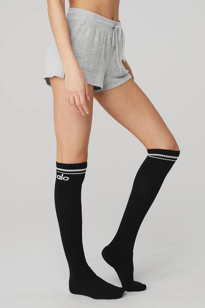 商品Alo|Women's Knee-High Throwback Sock - Black/White,价格¥211,第3张图片详细描述