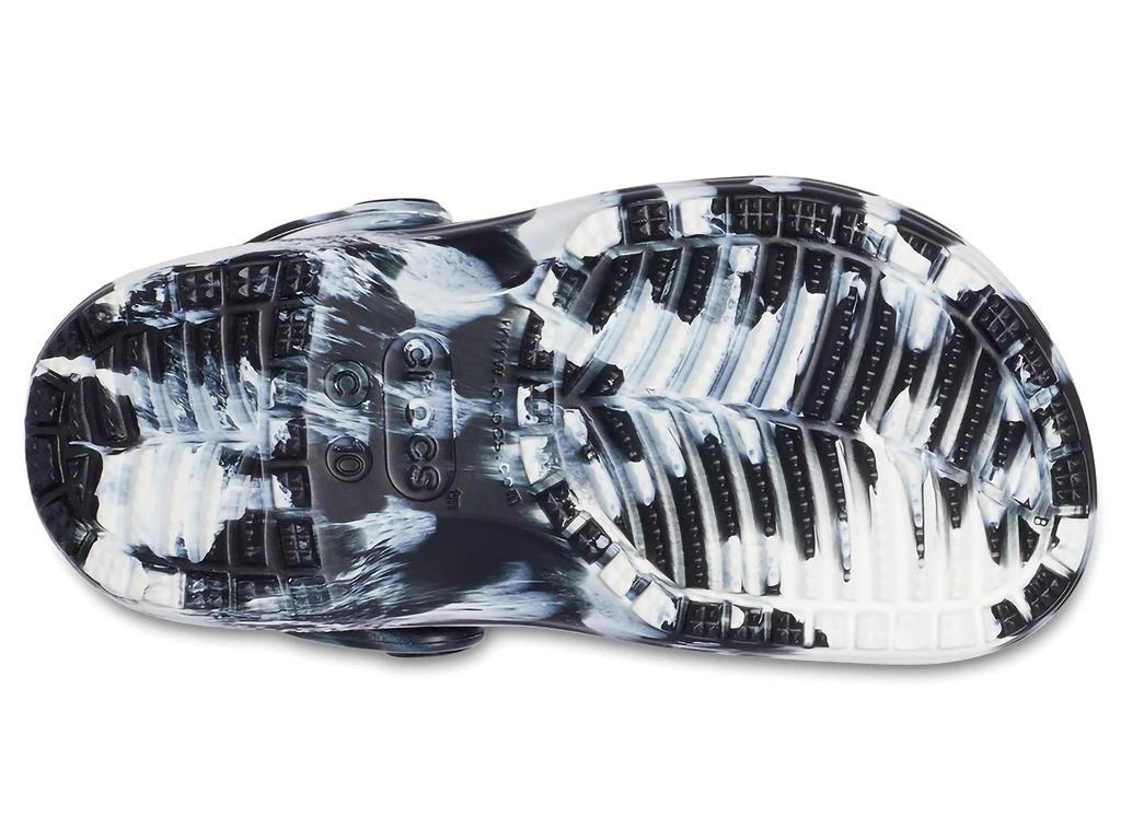商品Crocs|Classic Marbled Tie-Dye Clogs (Toddler),价格¥226,第3张图片详细描述