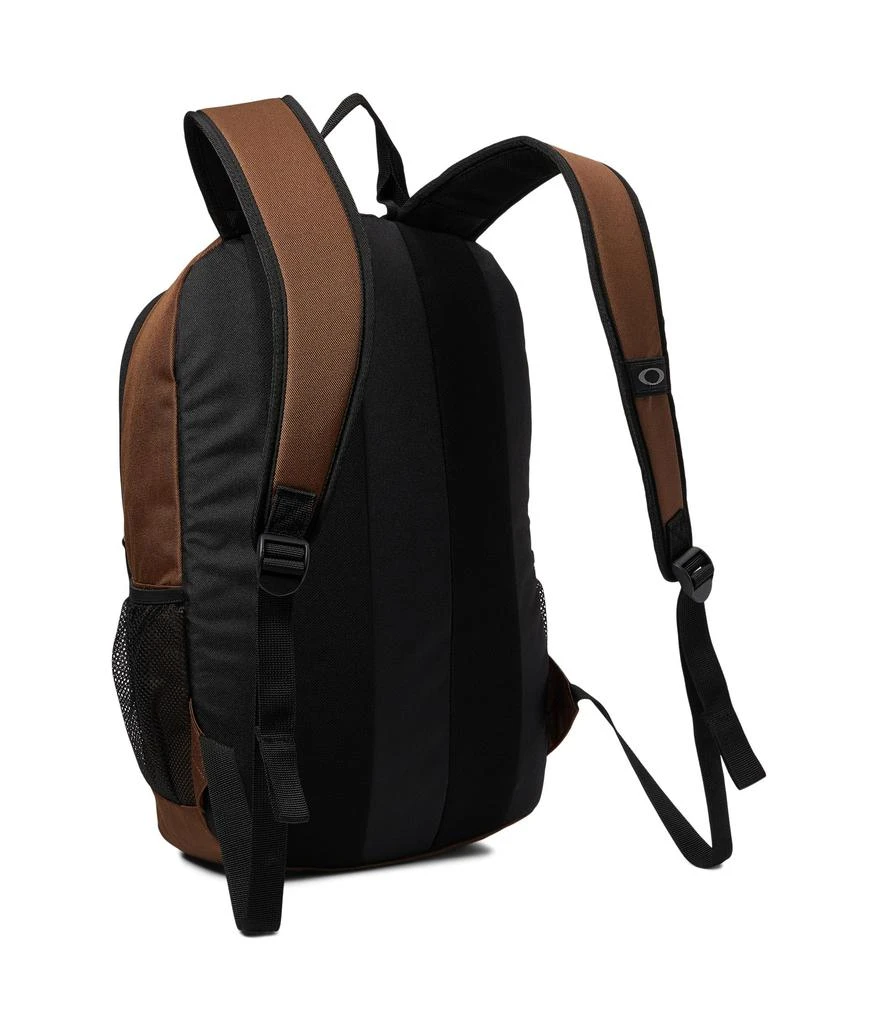 商品Oakley|20 L Enduro 3.0 Backpack,价格¥413,第2张图片详细描述