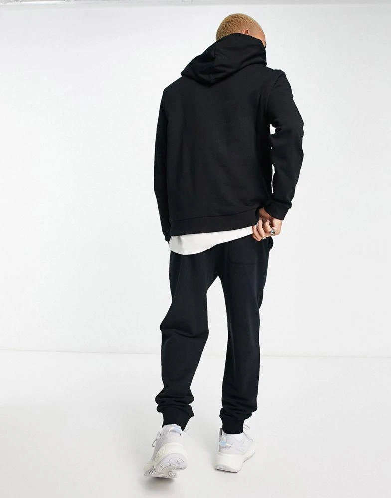 商品ASOS|ASOS DESIGN tapered joggers in black - BLACK,价格¥192,第2张图片详细描述