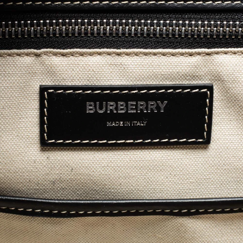 Burberry Brown/Black Check Print Coated Canvas and Leather Drawstring Backpack 商品