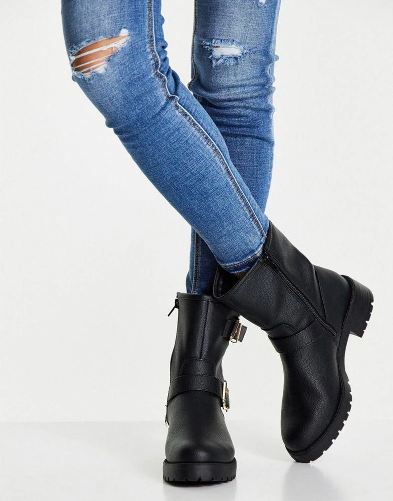 商品ASOS|ASOS DESIGN Amber pull on hiker boots in black,价格¥211,第3张图片详细描述