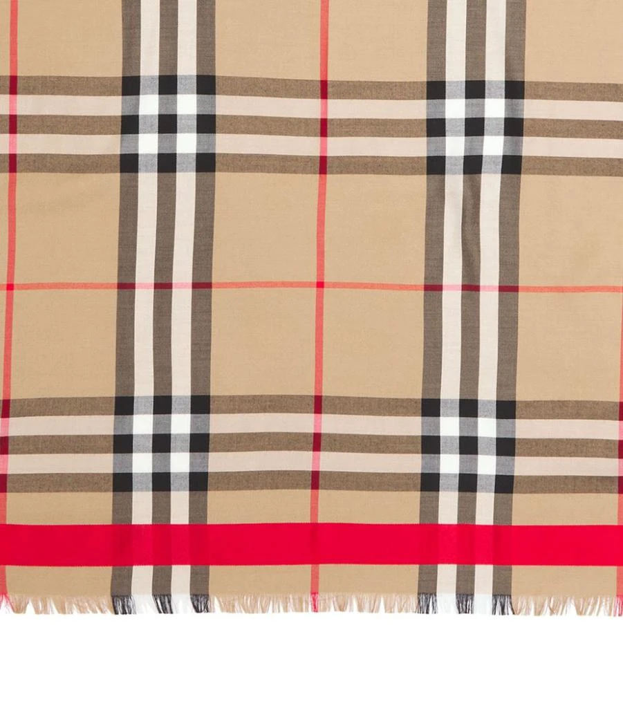 商品Burberry|Wool-Silk Vintage Check Scarf,价格¥6037,第4张图片详细描述