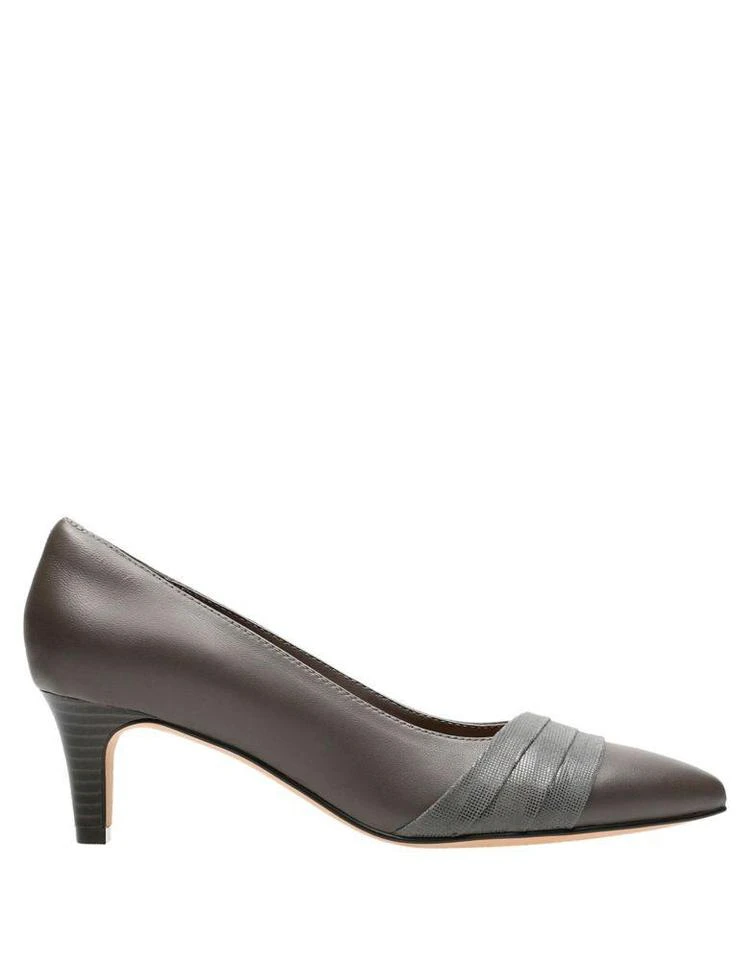 商品Clarks|Breathable Leather Pumps,价格¥562,第5张图片详细描述