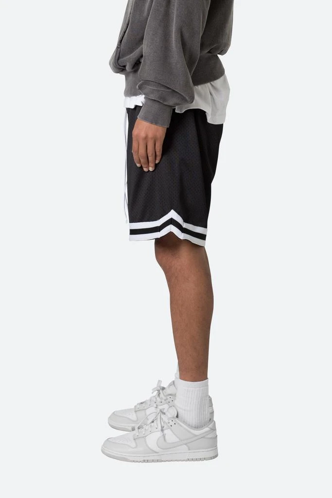 商品MNML|Basic Basketball Shorts - Black/White,价格¥143,第3张图片详细描述