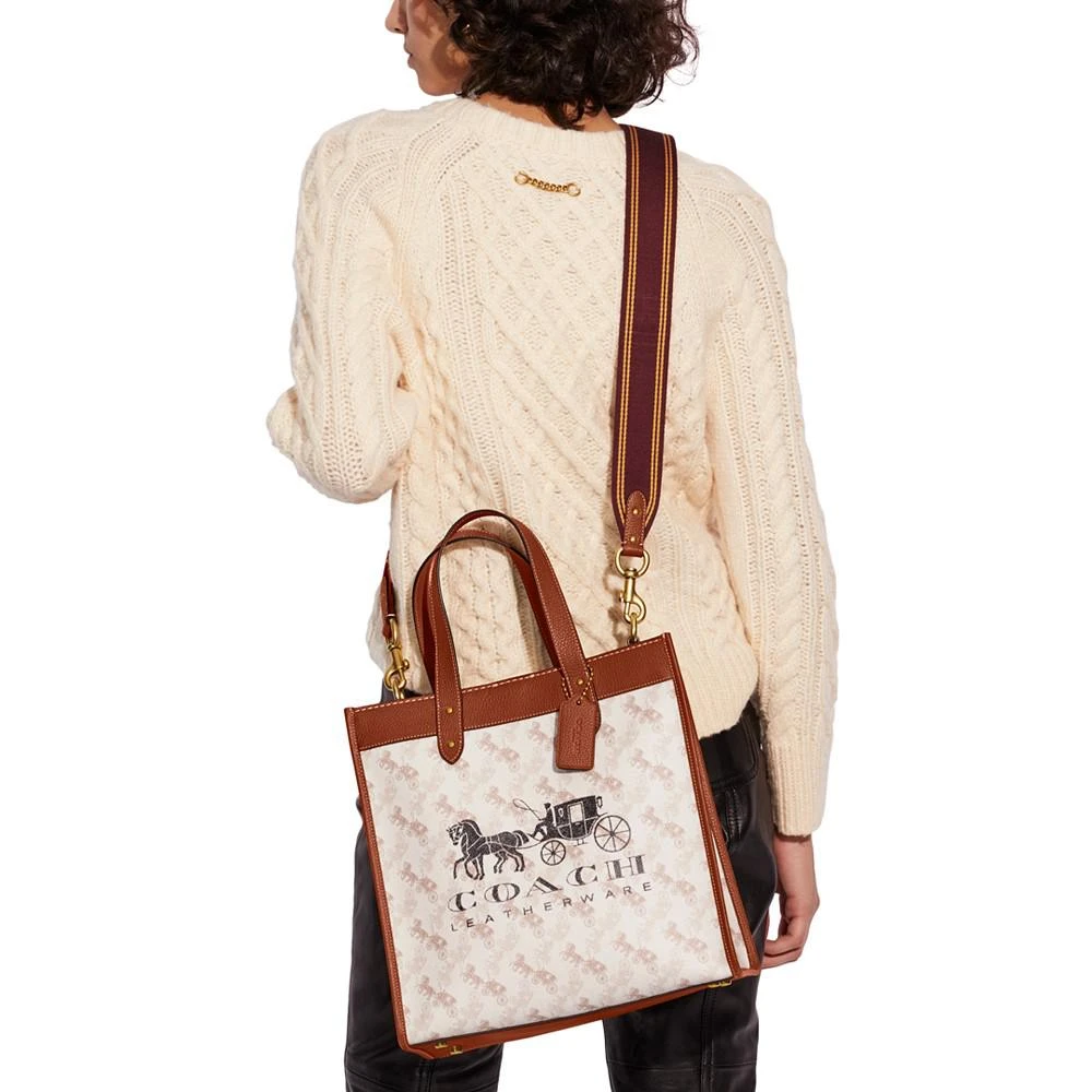 商品Coach|Horse and Carriage Field Tote,价格¥2028,第5张图片详细描述