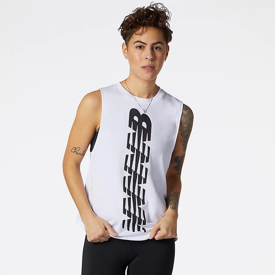 商品New Balance|Relentless Cinched Back Graphic Tank,价格¥144,第1张图片