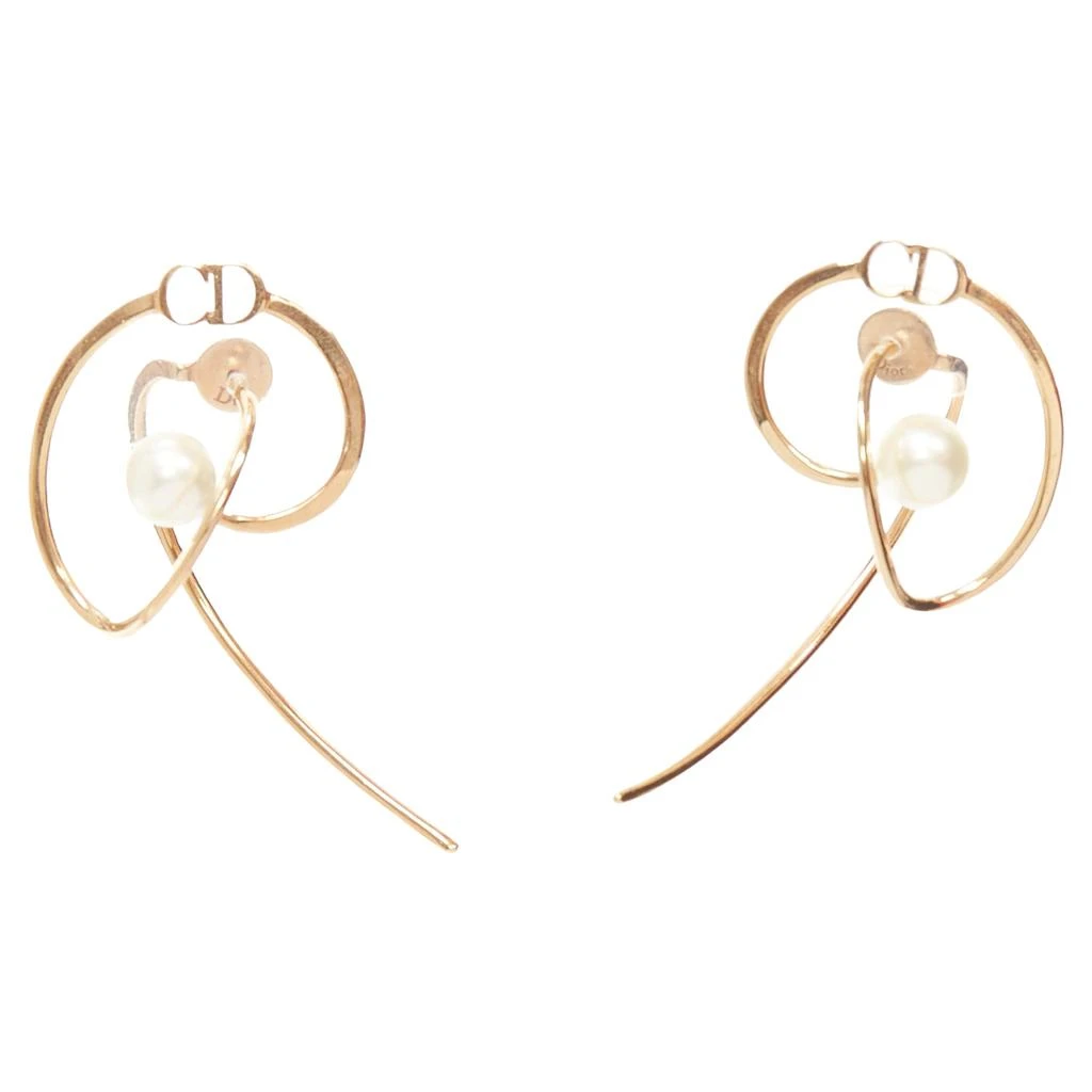 商品[二手商品] Dior|Tribales Gold Metal CD Logo Faux Pearl Swirl Pin Earrings,价格¥4949,第1张图片