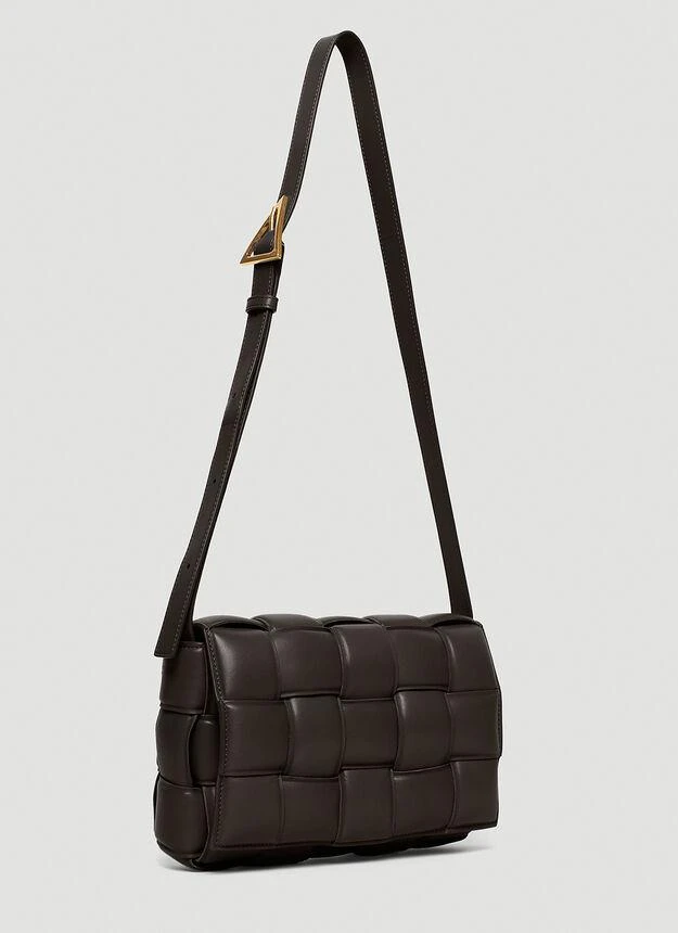 商品Bottega Veneta|Padded Cassette Shoulder Bag in Brown,价格¥33588,第3张图片详细描述