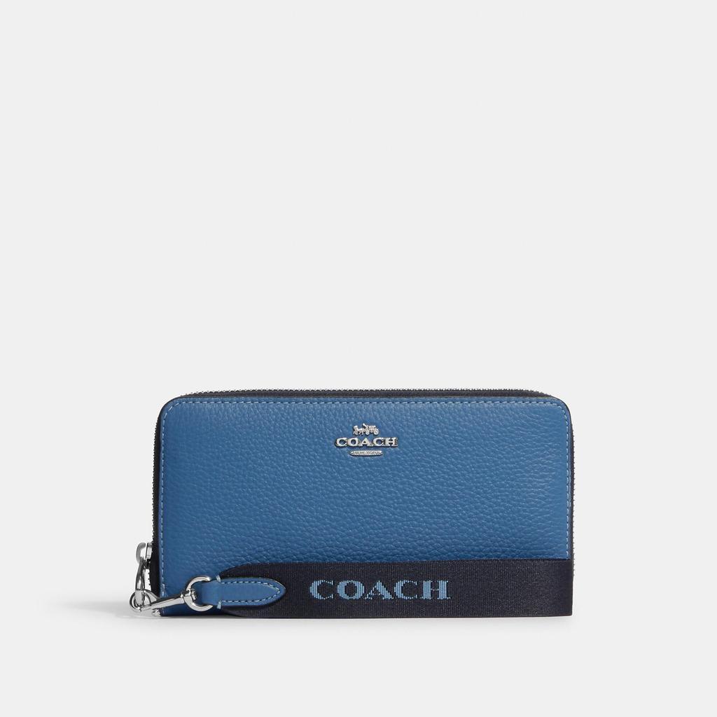 商品Coach|Coach Outlet Long Zip Around Wallet,价格¥703,第1张图片