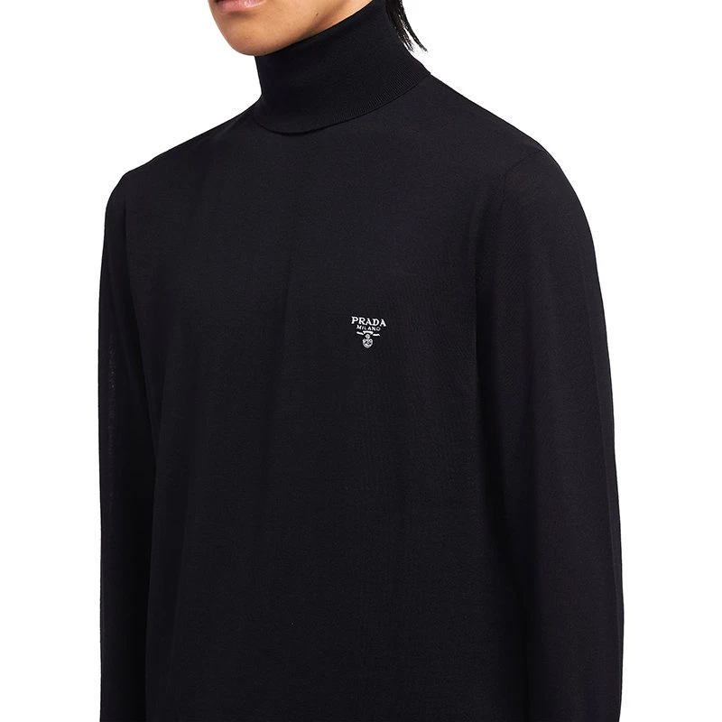 【预售3-7天】PRADA/普拉达 男士黑色精纺羊毛高领毛衣UMR502_1ZLE_F0002_S_212 商品