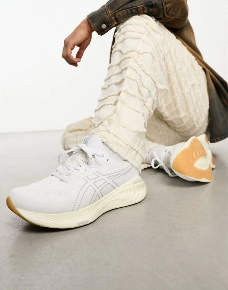 商品Asics|Asics Gel-Cumulus 25 neutral running trainers in white,价格¥1434,第1张图片