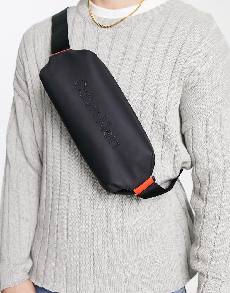 Calvin Klein rubberized bumbag in black商品第1张图片规格展示