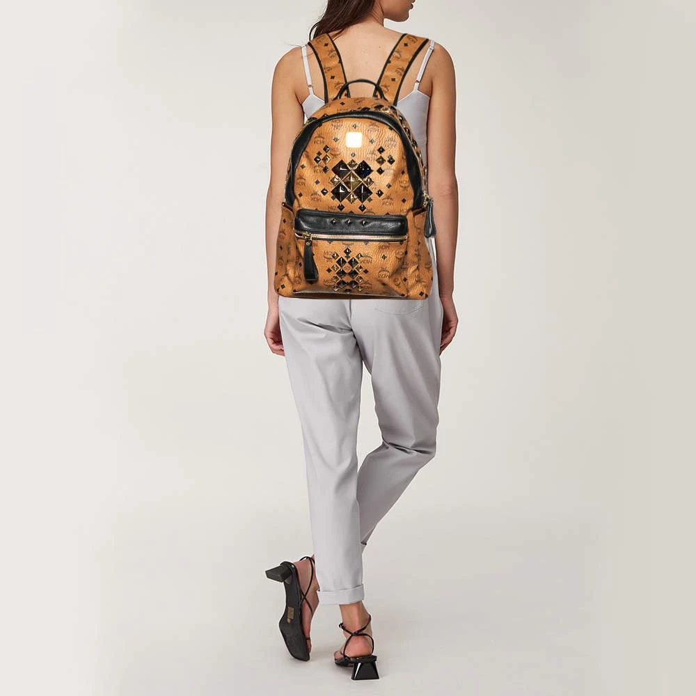 商品[二手商品] MCM|MCM Cognac/Black Visetos Coated Canvas and Leather Large Studded Stark Backpack,价格¥3061,第2张图片详细描述