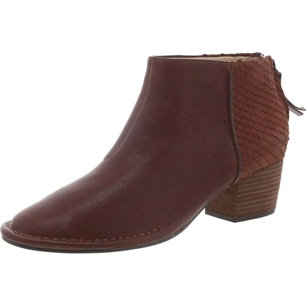 商品Clarks|Clarks Womens Spiced Ruby Leather Textured Ankle Boots,价格¥356,第1张图片