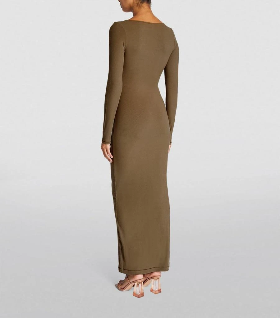 商品SKIMS|Soft Lounge Long-Sleeved Slip Dress,价格¥834,第3张图片详细描述
