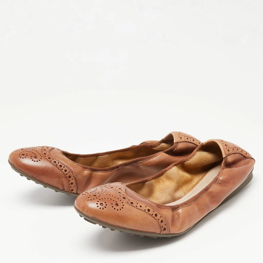 商品[二手商品] Salvatore Ferragamo|Salvatore Ferragamo Brown Brogue Leather Scrunch Ballet Flats Size 40.5,价格¥1562,第2张图片详细描述
