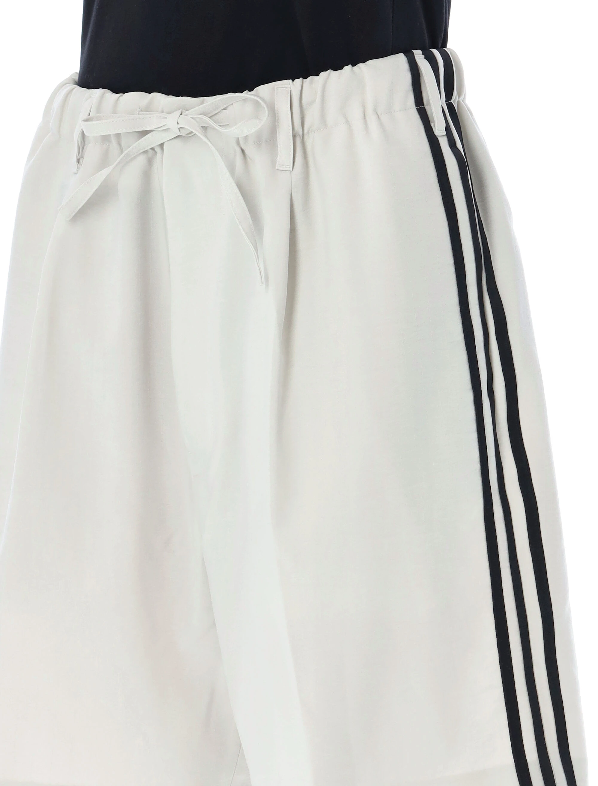 商品【商品预售7天】 Y-3|Y-3 男士短裤 IA1665VORBITGREY 灰色,价格¥773,第6张图片详细描述