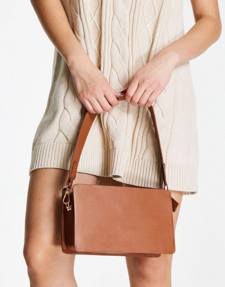 商品ASOS|ASOS DESIGN elongated shoulder bag with wide strap in chocolate,价格¥124,第1张图片