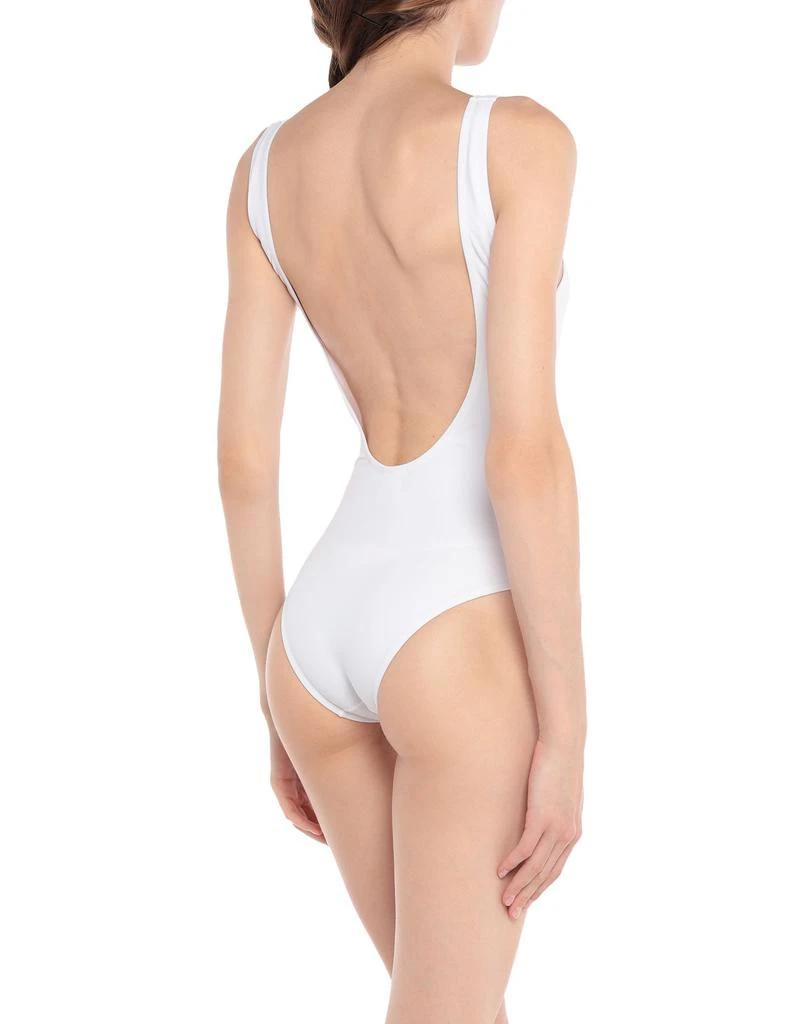 商品Chiara Ferragni|One-piece swimsuits,价格¥241,第2张图片详细描述