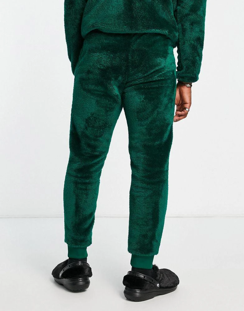 商品Adidas|adidas Originals Essentials+ fluffy joggers in dark green,价格¥368,第2张图片详细描述