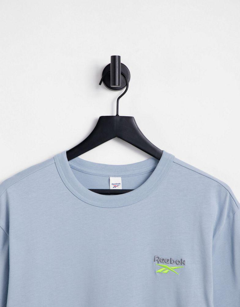 Reebok camping graphic tee in blue - Exclusive to ASOS商品第3张图片规格展示