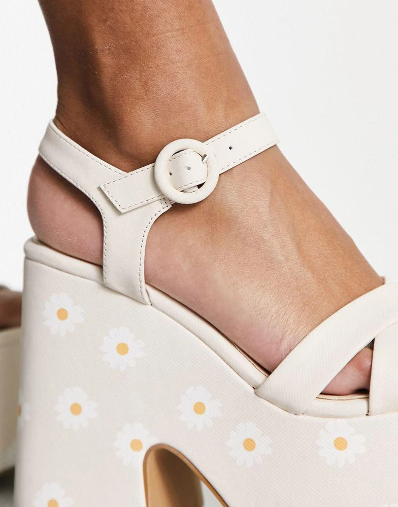 商品Daisy Street|Daisy Street platform heeled sandals in beige daisy,价格¥264,第2张图片详细描述