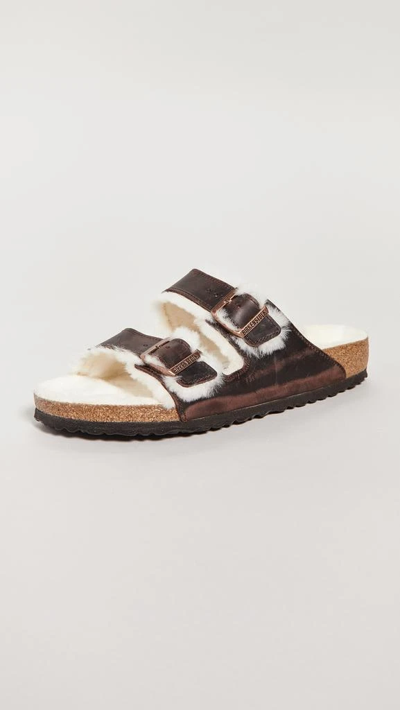 商品Birkenstock|Birkenstock Arizona Shearling Sandals,价格¥613,第2张图片详细描述