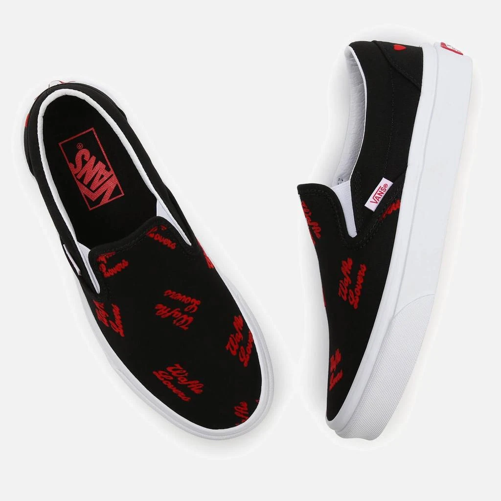 商品Vans|Vans Women's Waffle Lovers Classic Slip-On Trainers - Black/True White,价格¥231,第4张图片详细描述