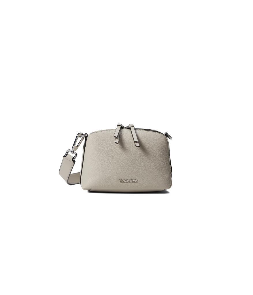 商品Calvin Klein|Brenda Novelty Crossbody,价格¥534,第1张图片